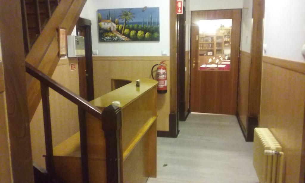 Pensao Avenida Hotel Penacova Ngoại thất bức ảnh